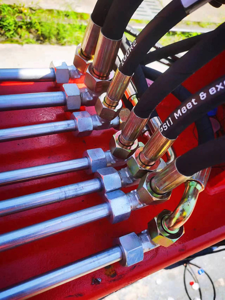 连体式吊机工作原理